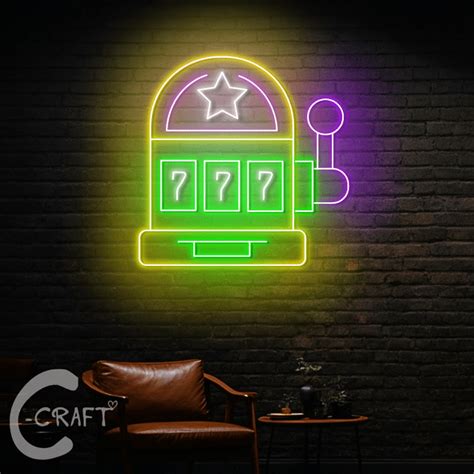 LoneStar Casino online slots — neon Vegas style